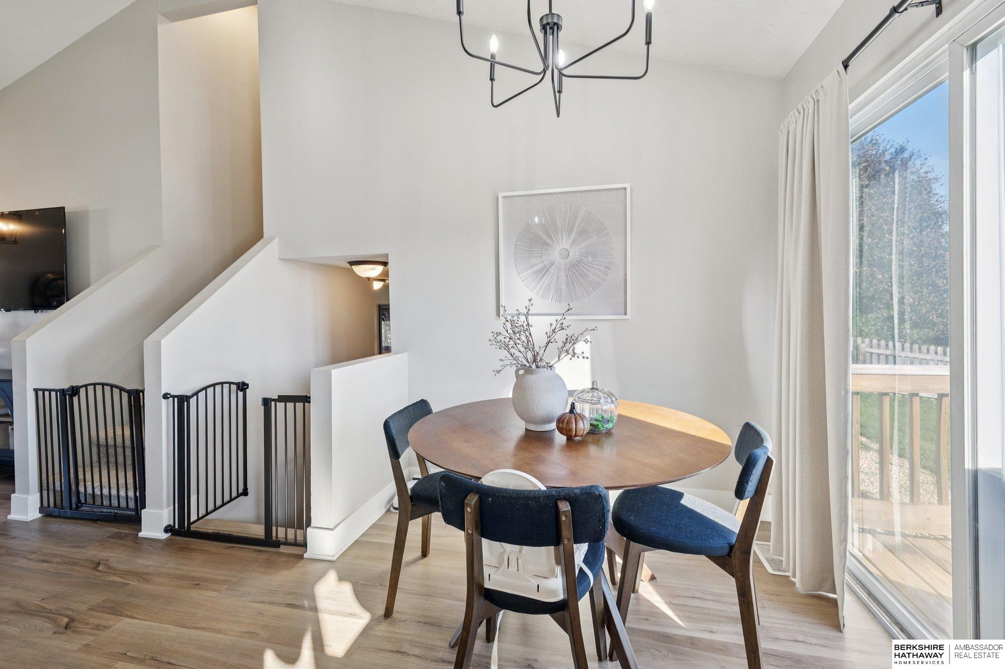 Omaha, Nebraska 68116, United States, 3 Bedrooms Bedrooms, ,2 BathroomsBathrooms,Residential,Active,230463