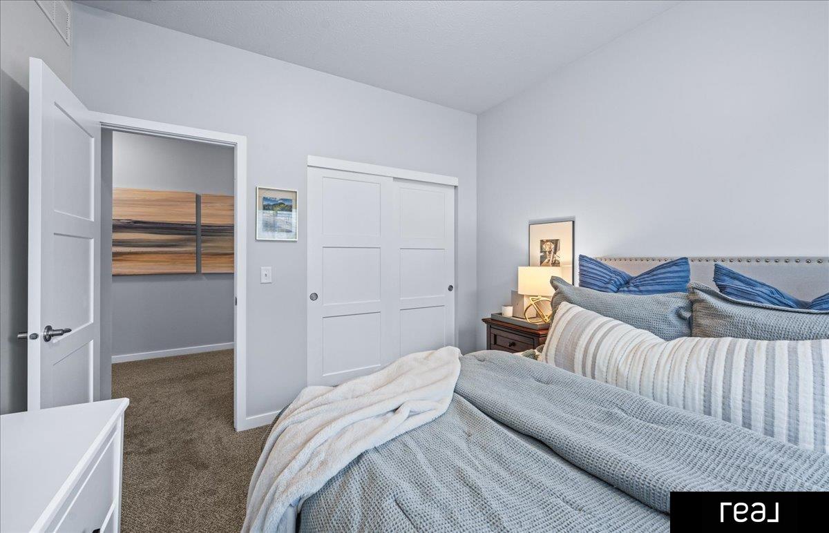 Elkhorn, Nebraska 68022, United States, 3 Bedrooms Bedrooms, ,2 BathroomsBathrooms,Residential,Pending,120560