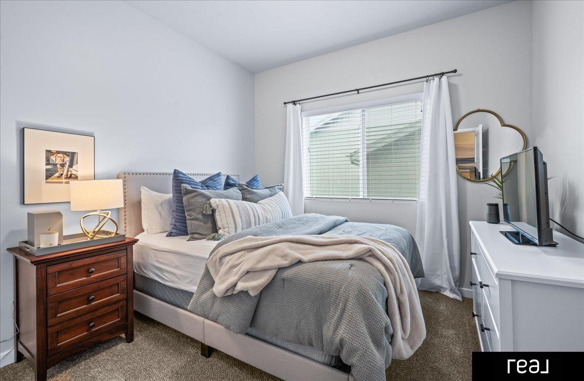 Elkhorn, Nebraska 68022, United States, 3 Bedrooms Bedrooms, ,2 BathroomsBathrooms,Residential,Pending,120560