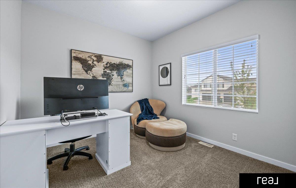 Elkhorn, Nebraska 68022, United States, 3 Bedrooms Bedrooms, ,2 BathroomsBathrooms,Residential,Pending,120560