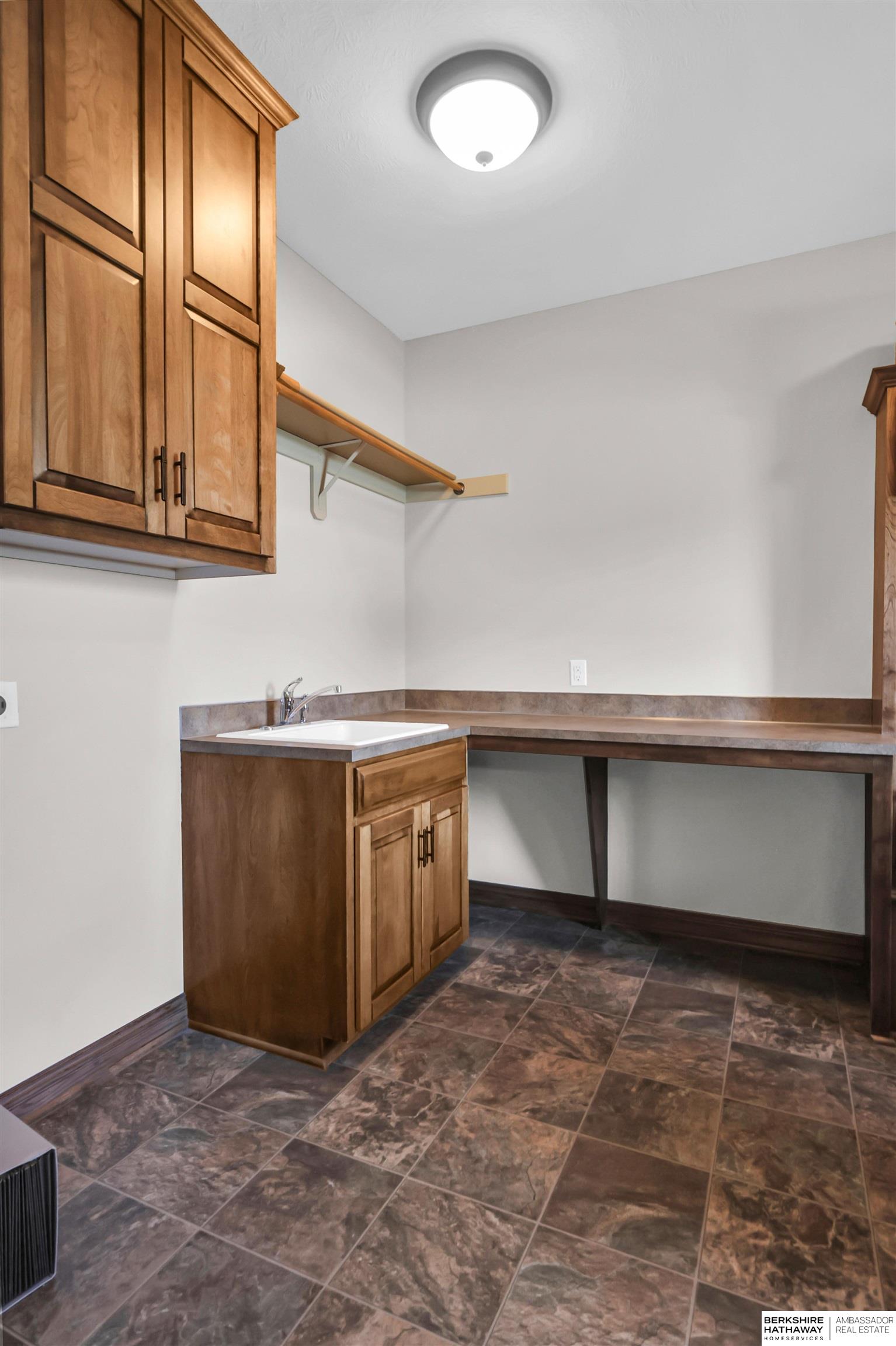 La Vista, Nebraska 68128, United States, 5 Bedrooms Bedrooms, ,4 BathroomsBathrooms,Residential,Active,152288