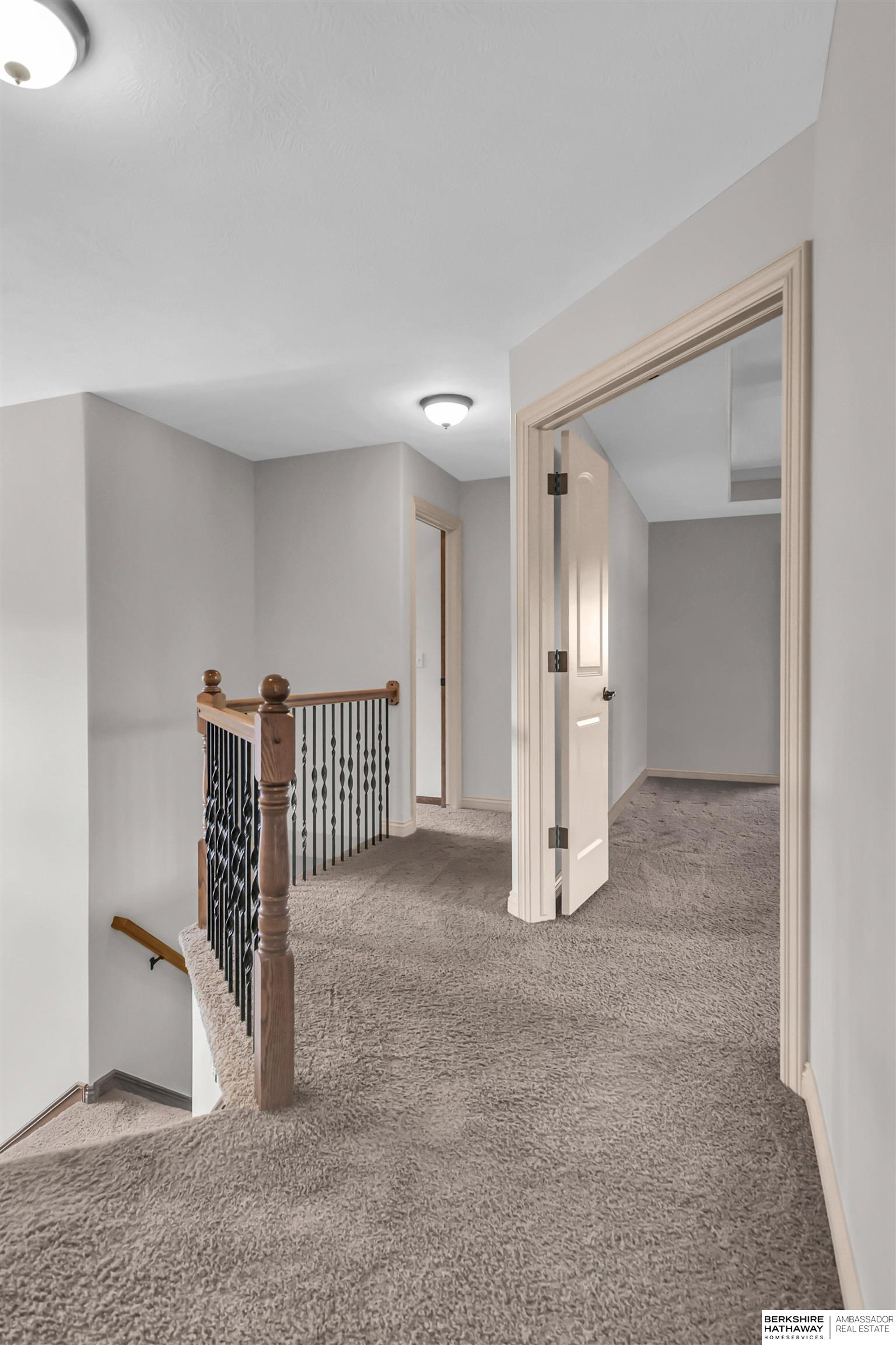 La Vista, Nebraska 68128, United States, 5 Bedrooms Bedrooms, ,4 BathroomsBathrooms,Residential,Active,152288