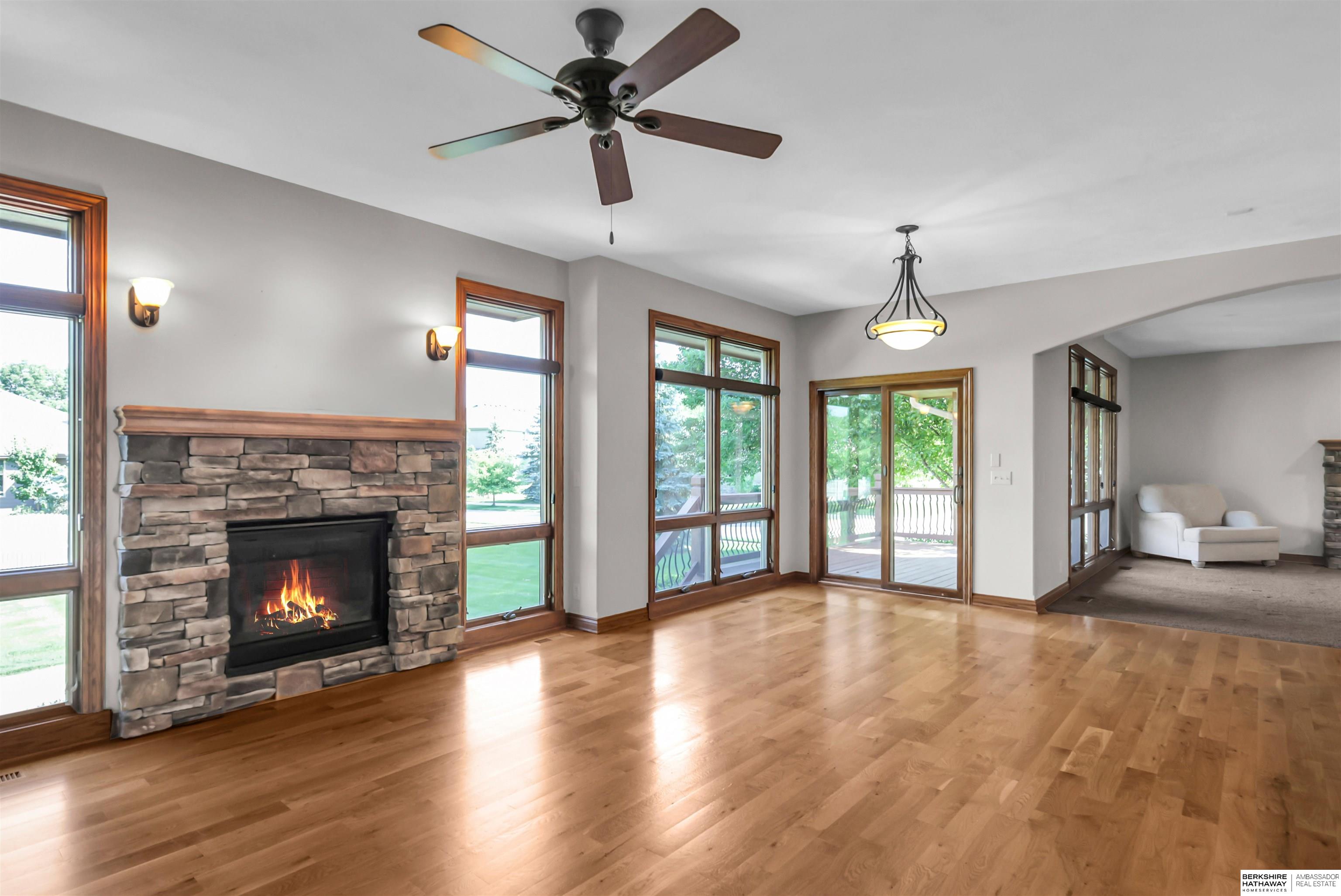 La Vista, Nebraska 68128, United States, 5 Bedrooms Bedrooms, ,4 BathroomsBathrooms,Residential,Active,152288