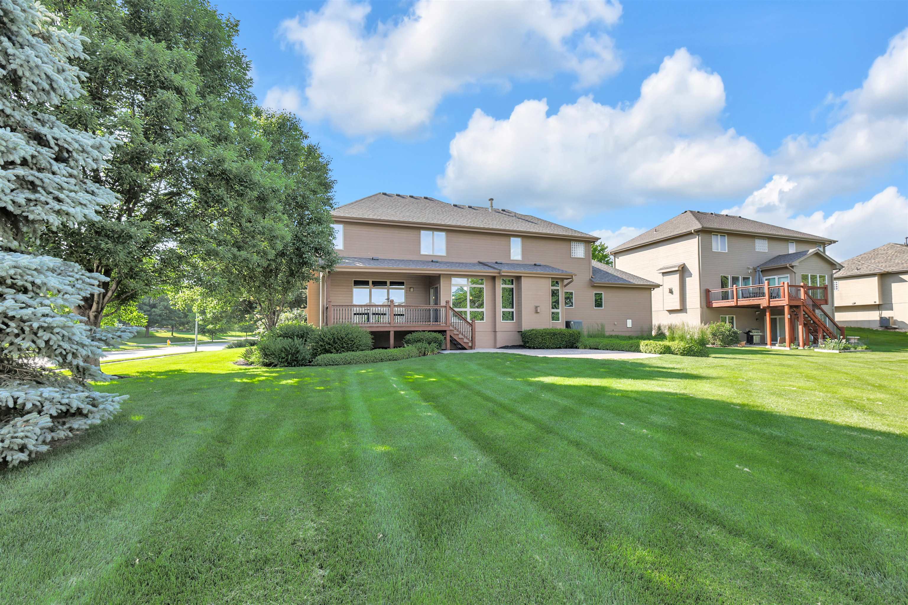 La Vista, Nebraska 68128, United States, 5 Bedrooms Bedrooms, ,4 BathroomsBathrooms,Residential,Active,152288