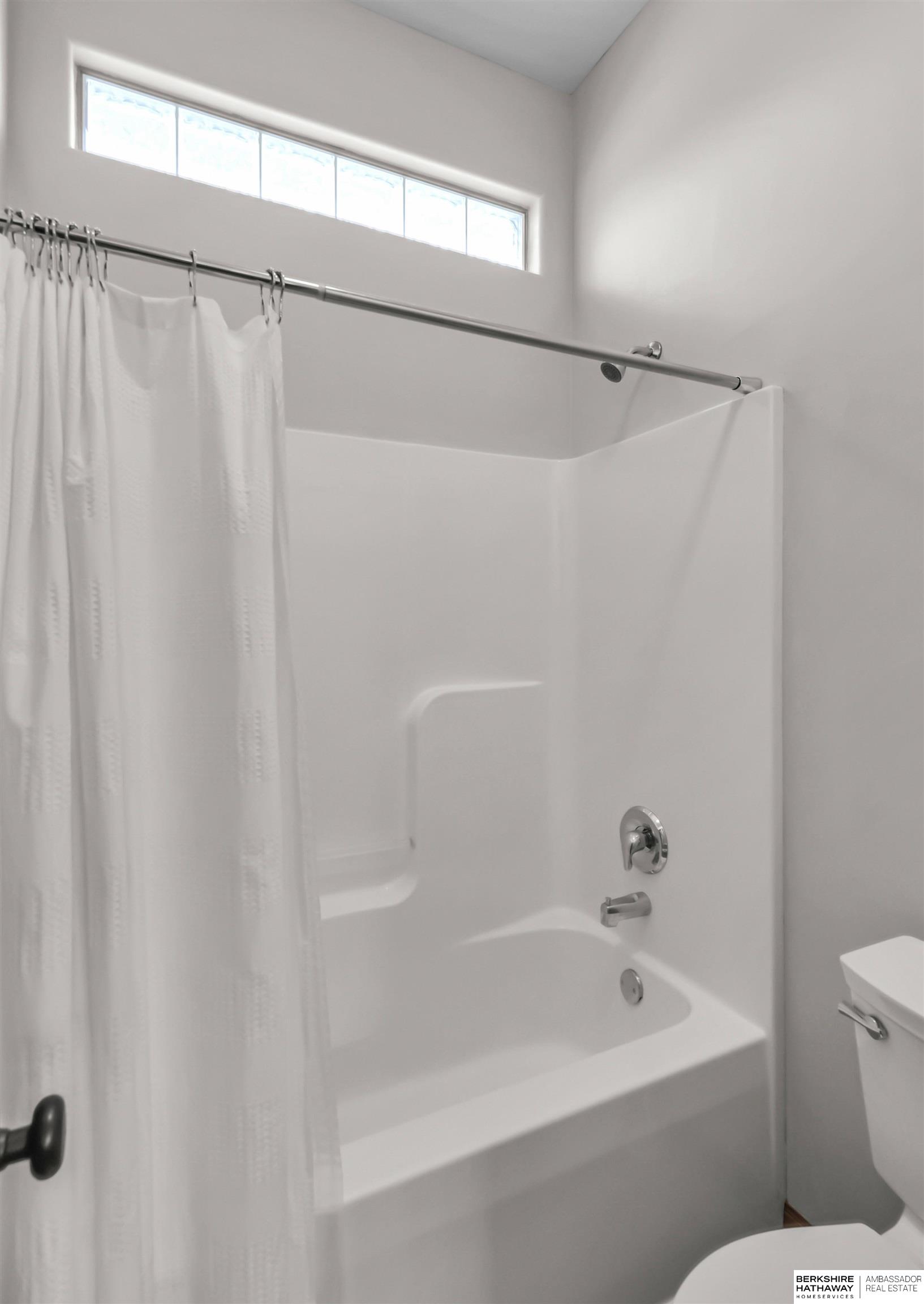 La Vista, Nebraska 68128, United States, 5 Bedrooms Bedrooms, ,4 BathroomsBathrooms,Residential,Active,152288