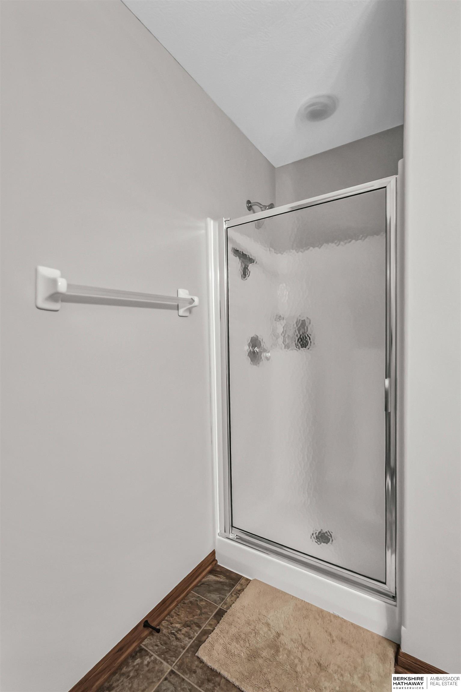 La Vista, Nebraska 68128, United States, 5 Bedrooms Bedrooms, ,4 BathroomsBathrooms,Residential,Active,152288