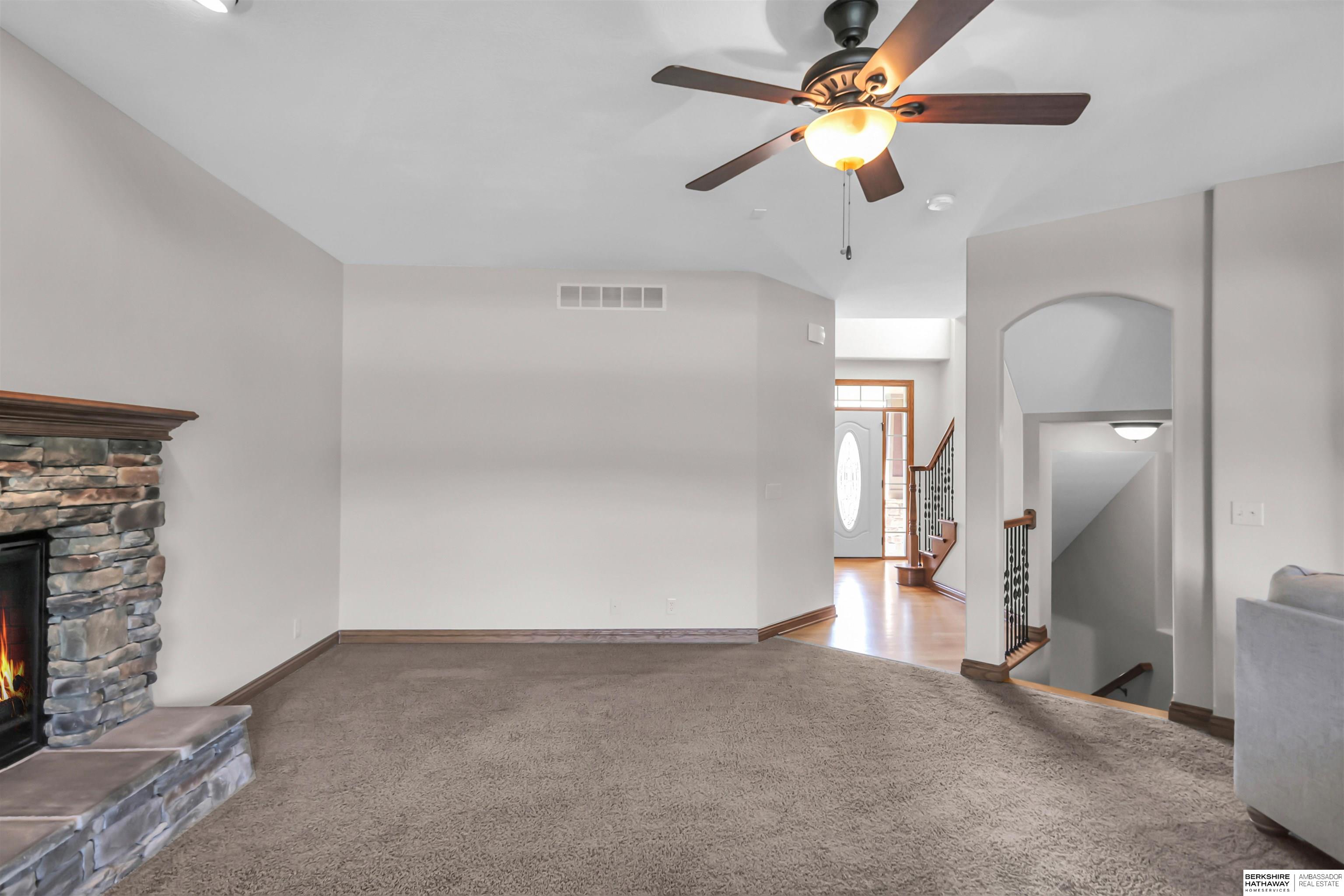 La Vista, Nebraska 68128, United States, 5 Bedrooms Bedrooms, ,4 BathroomsBathrooms,Residential,Active,152288