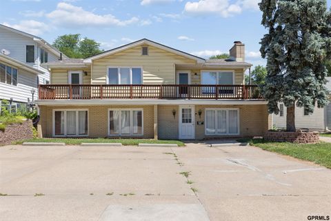 Photo of 608 W Mission Avenue, Bellevue, NE 68005 (MLS # 22616927)