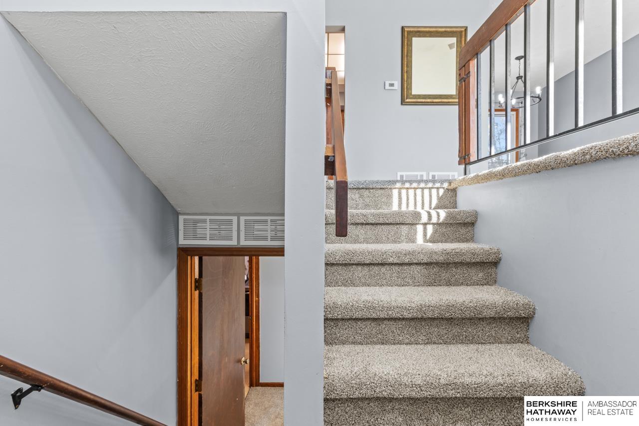 Omaha, Nebraska 68138, United States, 3 Bedrooms Bedrooms, ,2 BathroomsBathrooms,Residential,Active,243324