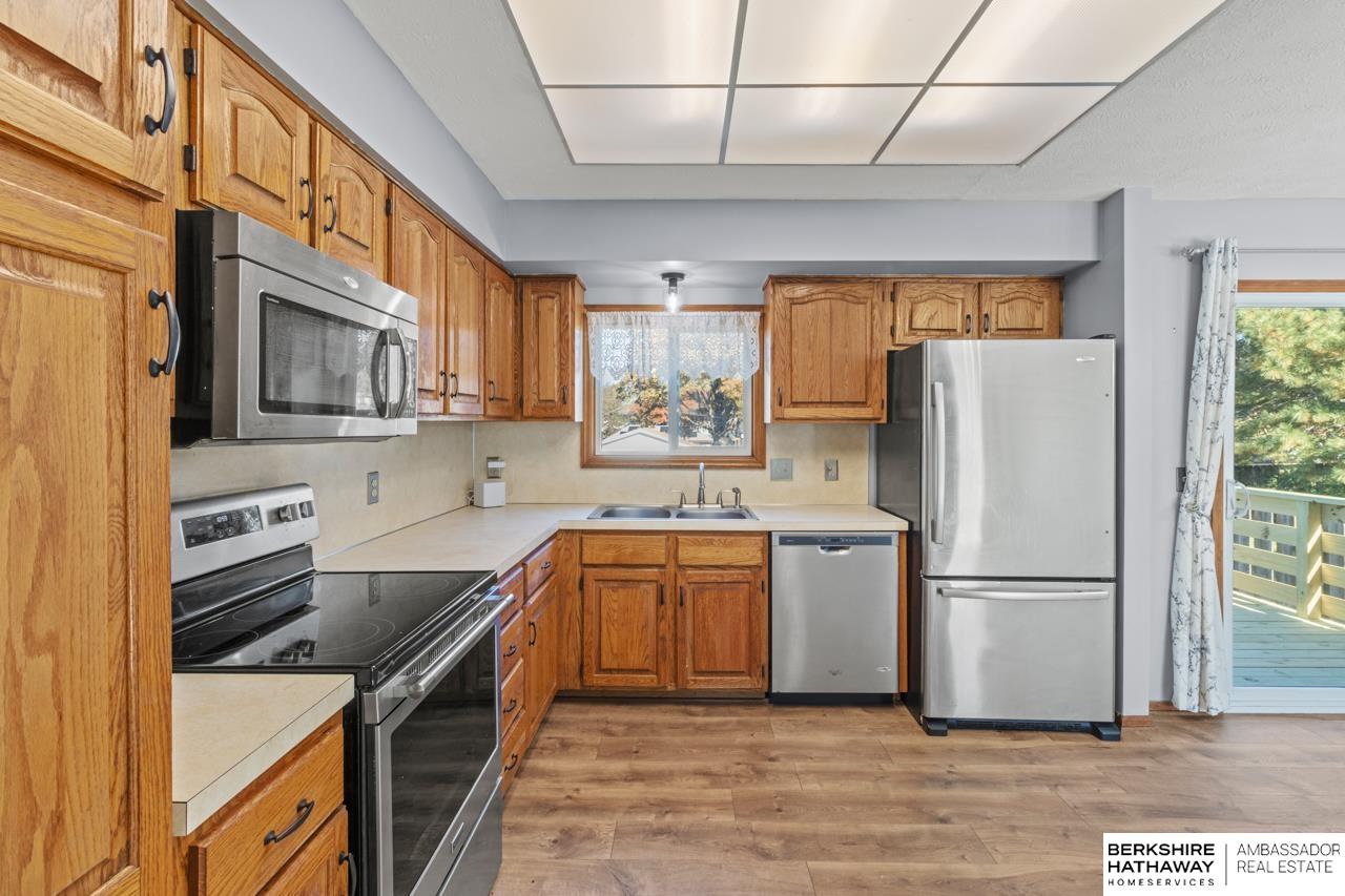 Omaha, Nebraska 68138, United States, 3 Bedrooms Bedrooms, ,2 BathroomsBathrooms,Residential,Active,243324