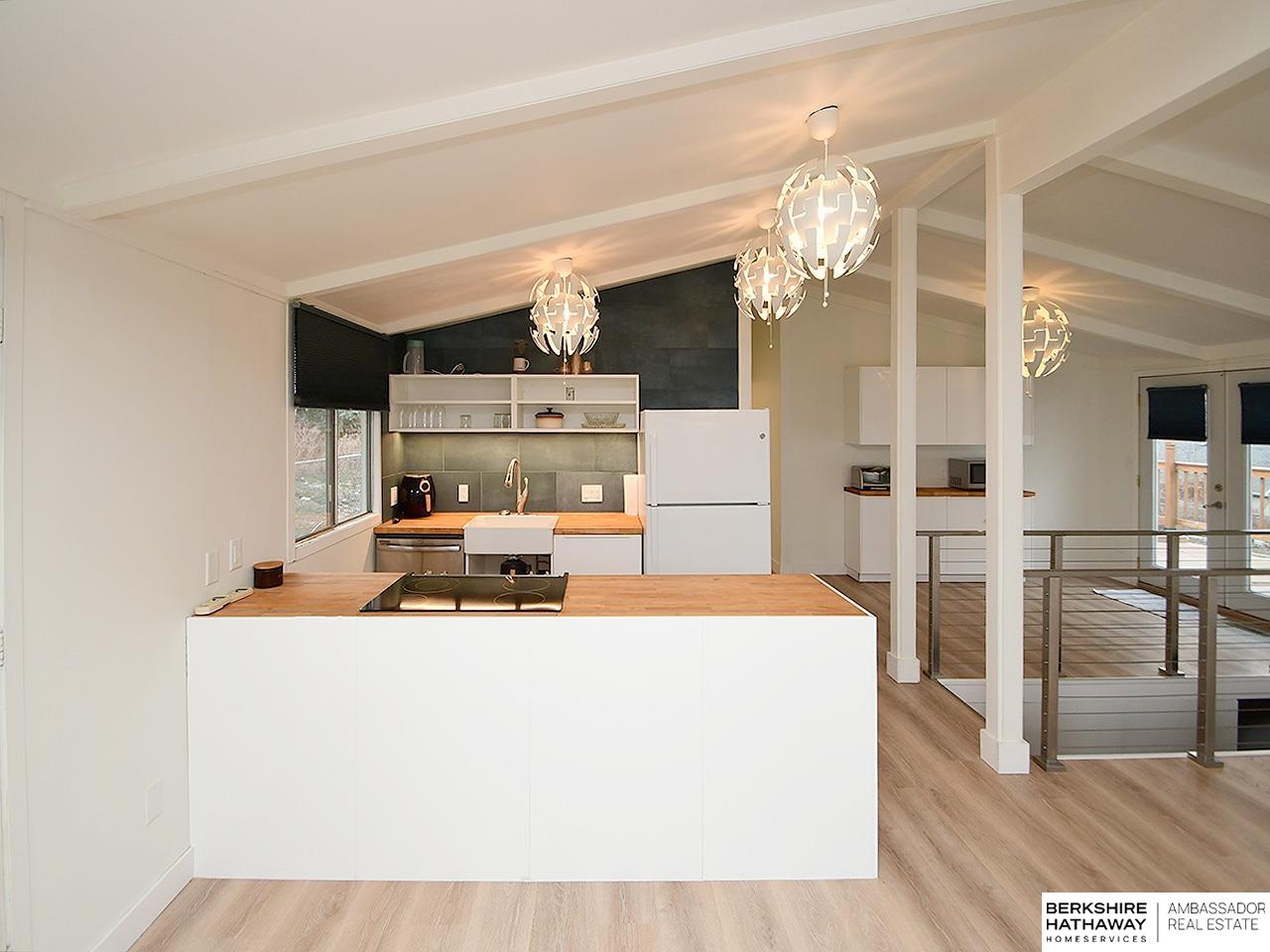 Omaha, Nebraska 68104, United States, 3 Bedrooms Bedrooms, ,2 BathroomsBathrooms,Residential,Active,253500