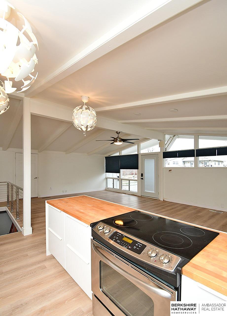 Omaha, Nebraska 68104, United States, 3 Bedrooms Bedrooms, ,2 BathroomsBathrooms,Residential,Active,253500