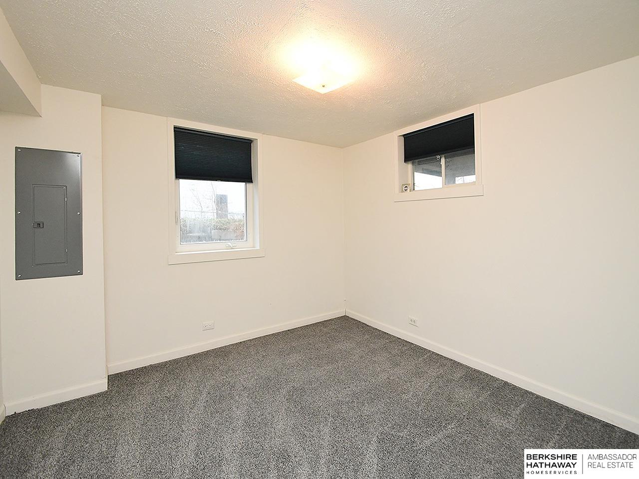 Omaha, Nebraska 68104, United States, 3 Bedrooms Bedrooms, ,2 BathroomsBathrooms,Residential,Active,253500