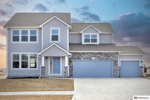 Photo of 20811 Jeannie Lane, Gretna, NE 68028 (MLS # 22603981)