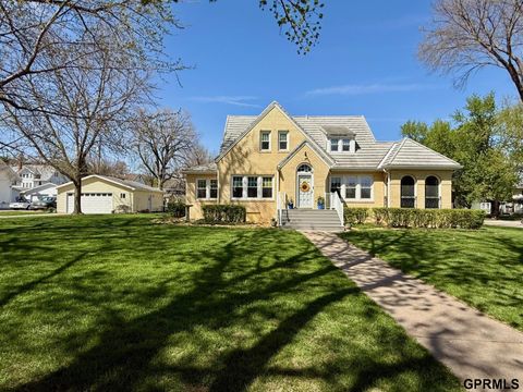 Photo of 1404 N Street, Tekamah, NE 68061 (MLS # 22610839)