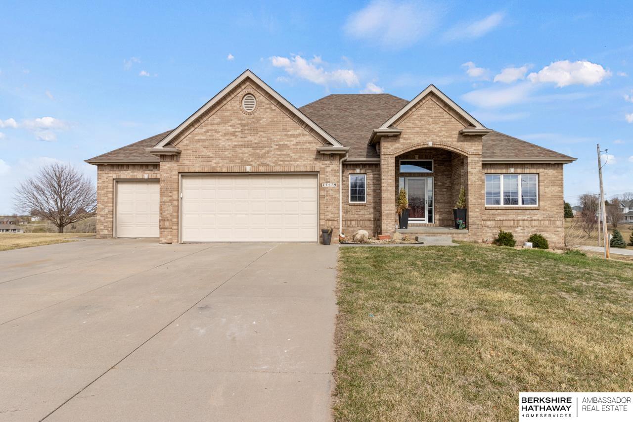 Council Bluffs, Nebraska 51503, United States, 5 Bedrooms Bedrooms, ,4 BathroomsBathrooms,Residential,Active,96817 Council Bluffs, Nebraska 51503, United States, 5 Bedrooms Bedrooms, ,4 BathroomsBathrooms,Residential,Active,96817