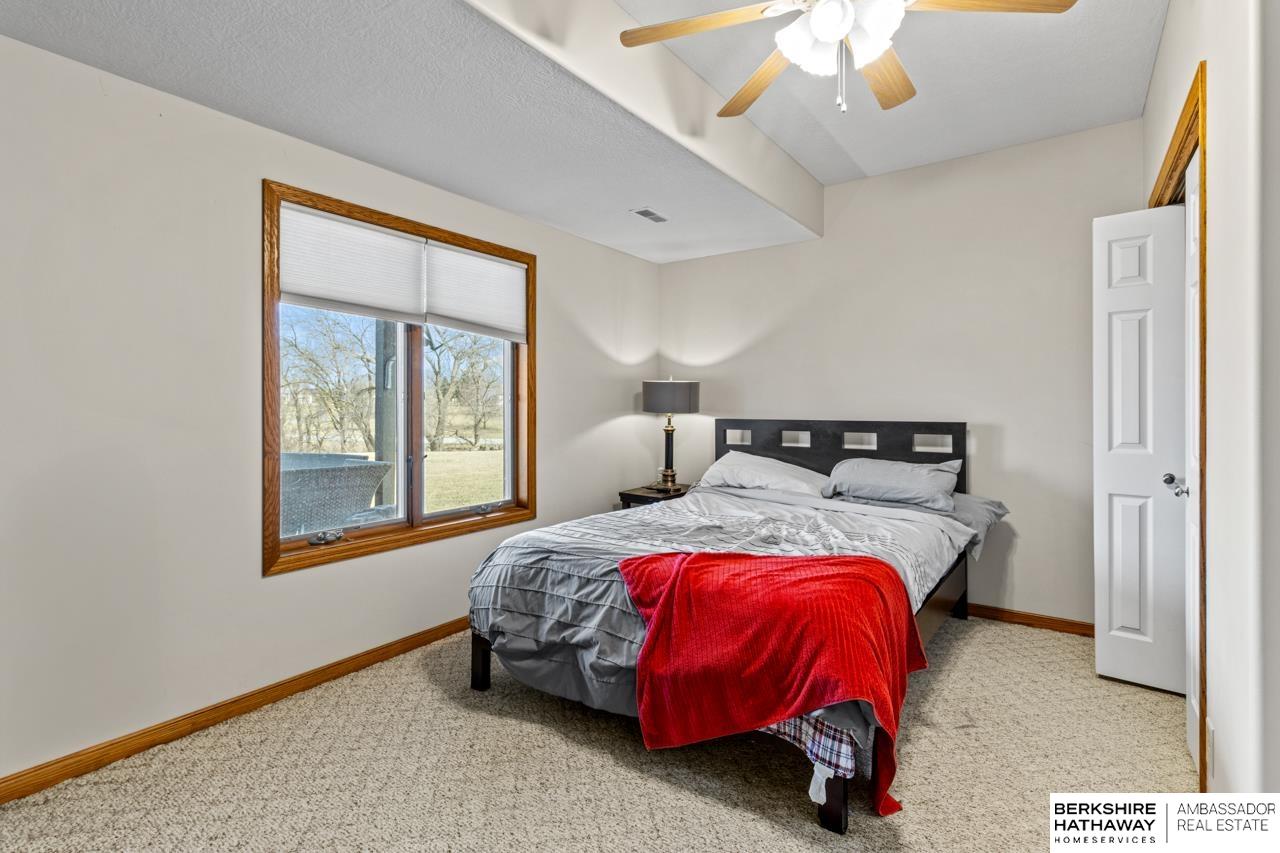 Council Bluffs, Nebraska 51503, United States, 5 Bedrooms Bedrooms, ,4 BathroomsBathrooms,Residential,Active,96817