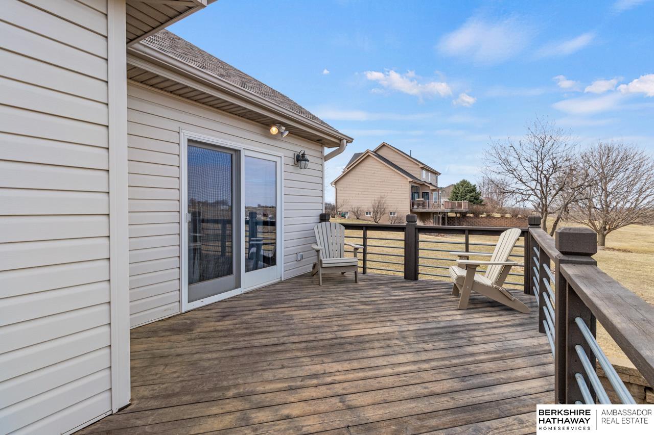 Council Bluffs, Nebraska 51503, United States, 5 Bedrooms Bedrooms, ,4 BathroomsBathrooms,Residential,Active,96817