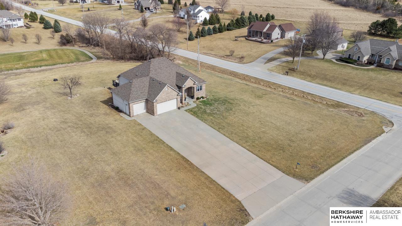 Council Bluffs, Nebraska 51503, United States, 5 Bedrooms Bedrooms, ,4 BathroomsBathrooms,Residential,Active,96817