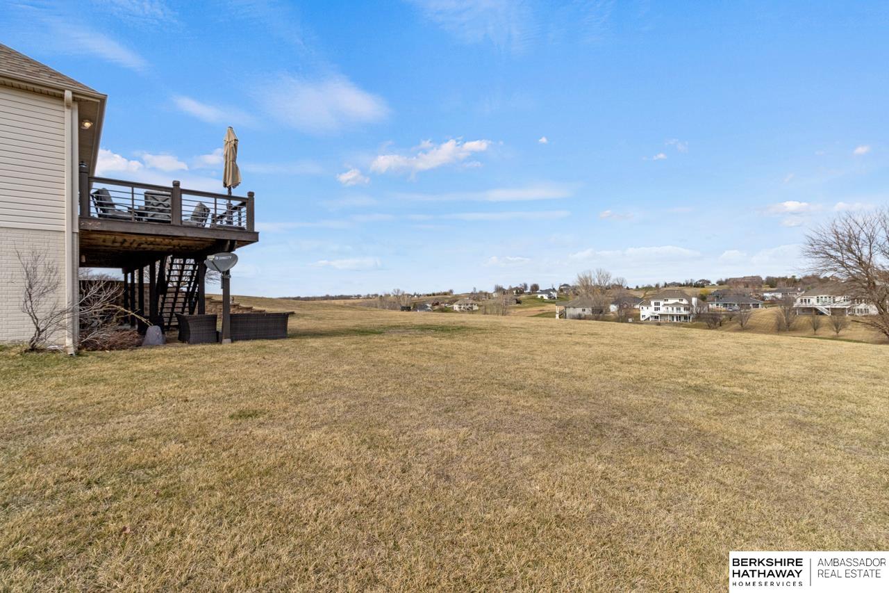 Council Bluffs, Nebraska 51503, United States, 5 Bedrooms Bedrooms, ,4 BathroomsBathrooms,Residential,Active,96817