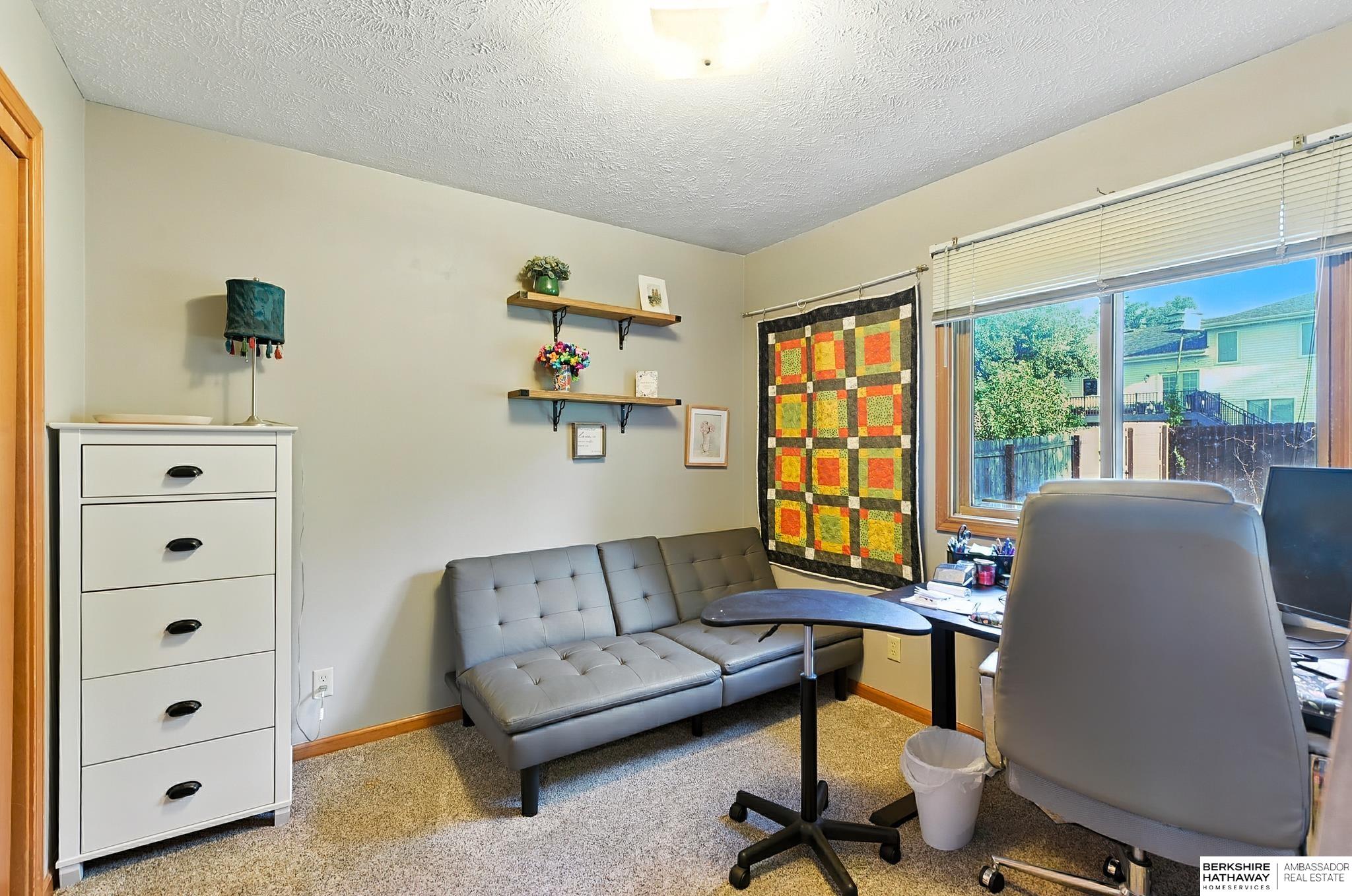 Lincoln, Nebraska 68521, United States, 3 Bedrooms Bedrooms, ,2 BathroomsBathrooms,Residential,Pending,203084