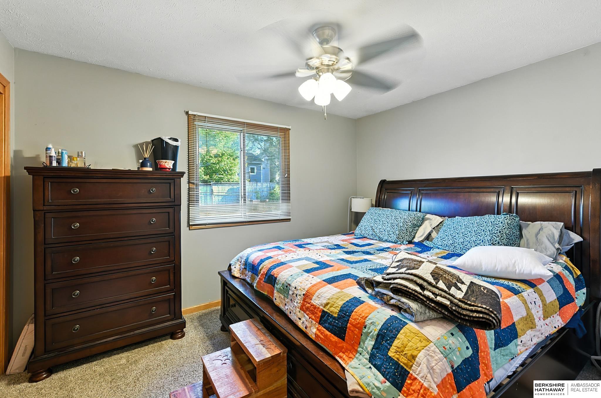 Lincoln, Nebraska 68521, United States, 3 Bedrooms Bedrooms, ,2 BathroomsBathrooms,Residential,Pending,203084