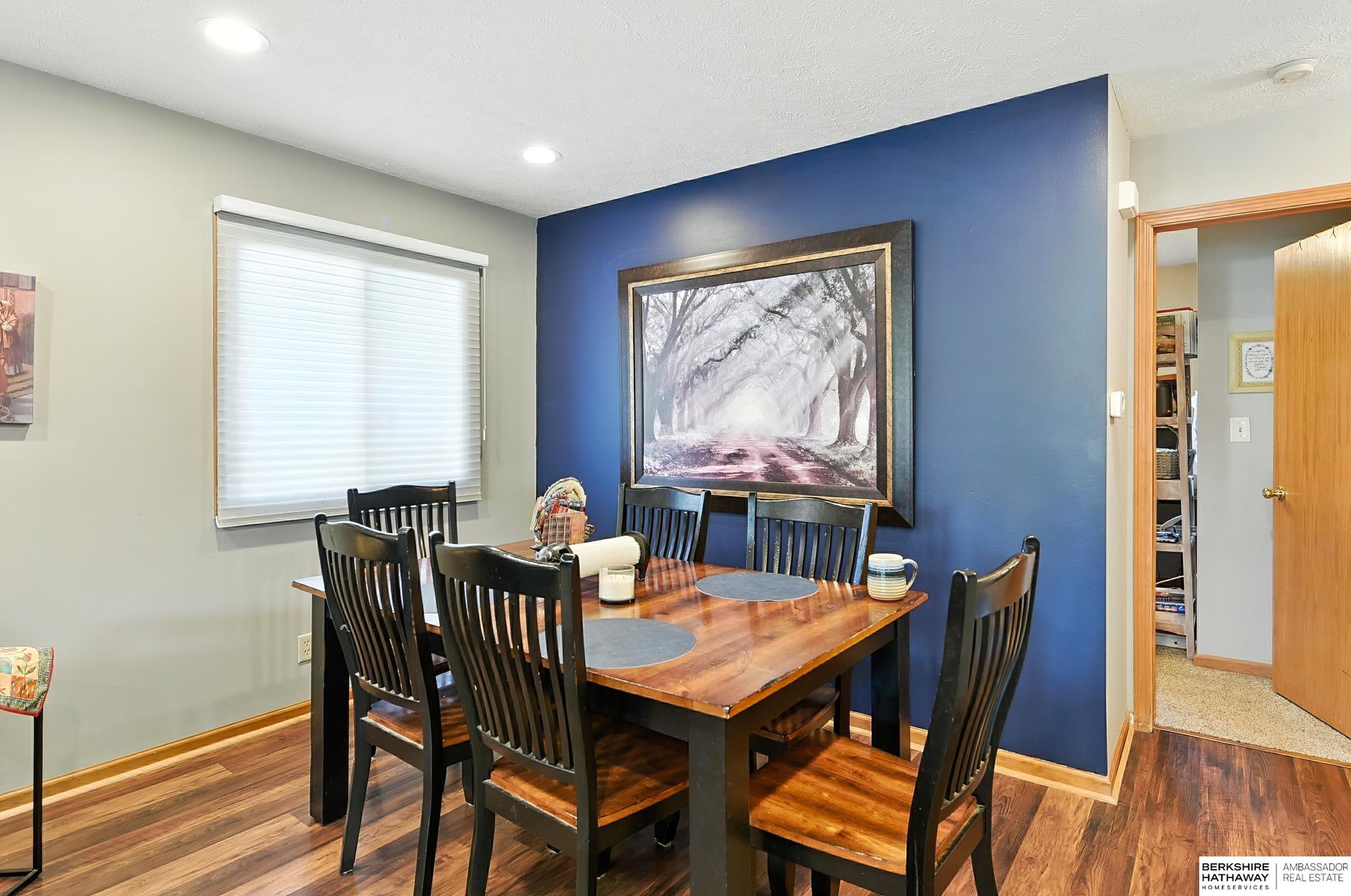 Lincoln, Nebraska 68521, United States, 3 Bedrooms Bedrooms, ,2 BathroomsBathrooms,Residential,Pending,203084