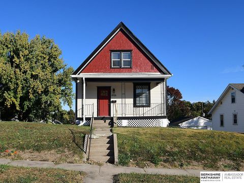 Photo of 4926 Hamilton Street, Omaha, NE 68132 (MLS # 22603245)