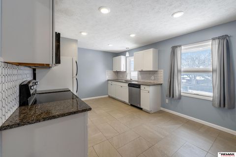 Photo of 3230 N 66th Street, Lincoln, NE 68507 (MLS # 22605150)