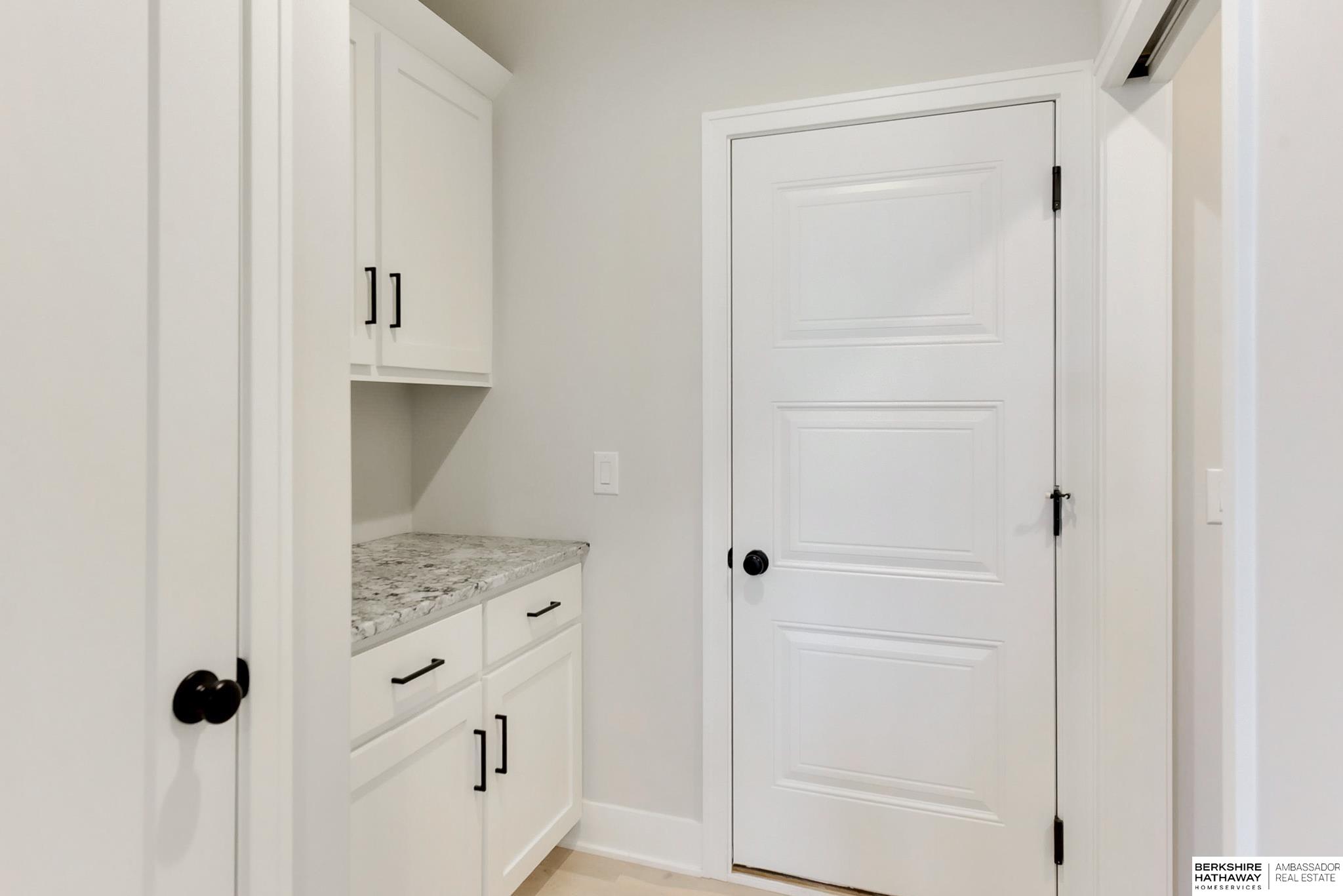 Elkhorn, Nebraska 68022, United States, 3 Bedrooms Bedrooms, ,3 BathroomsBathrooms,Residential,Active,133547