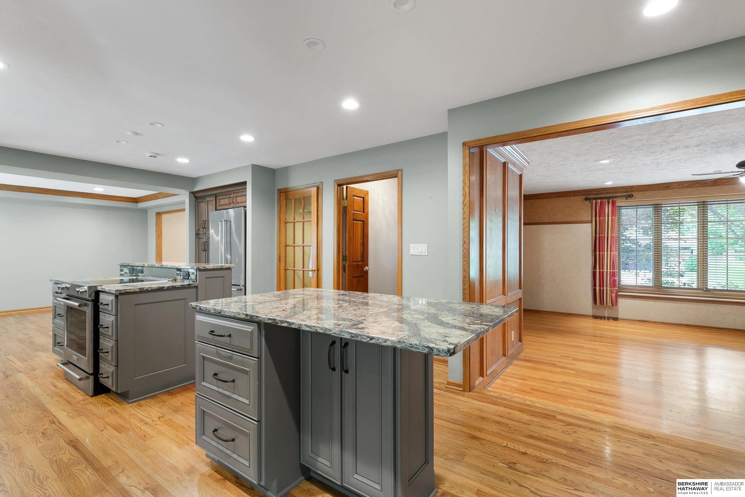 Lincoln, Nebraska 68510, United States, 4 Bedrooms Bedrooms, ,3 BathroomsBathrooms,Residential,Active,160081