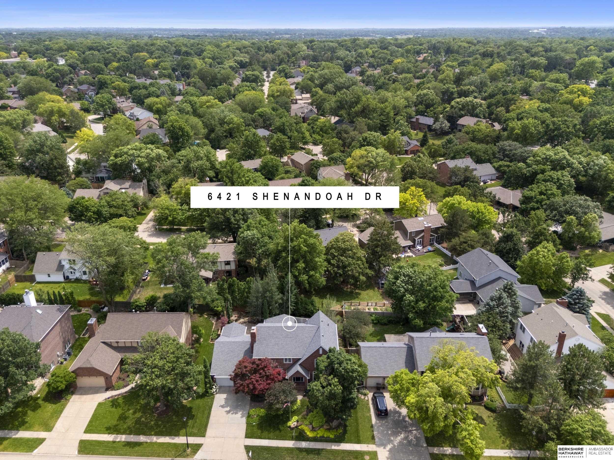 Lincoln, Nebraska 68510, United States, 4 Bedrooms Bedrooms, ,3 BathroomsBathrooms,Residential,Active,160081