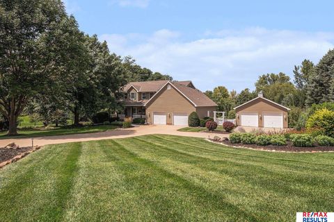 Photo of 16660 Sage Street, Omaha, NE 68136 (MLS # 22522316)
