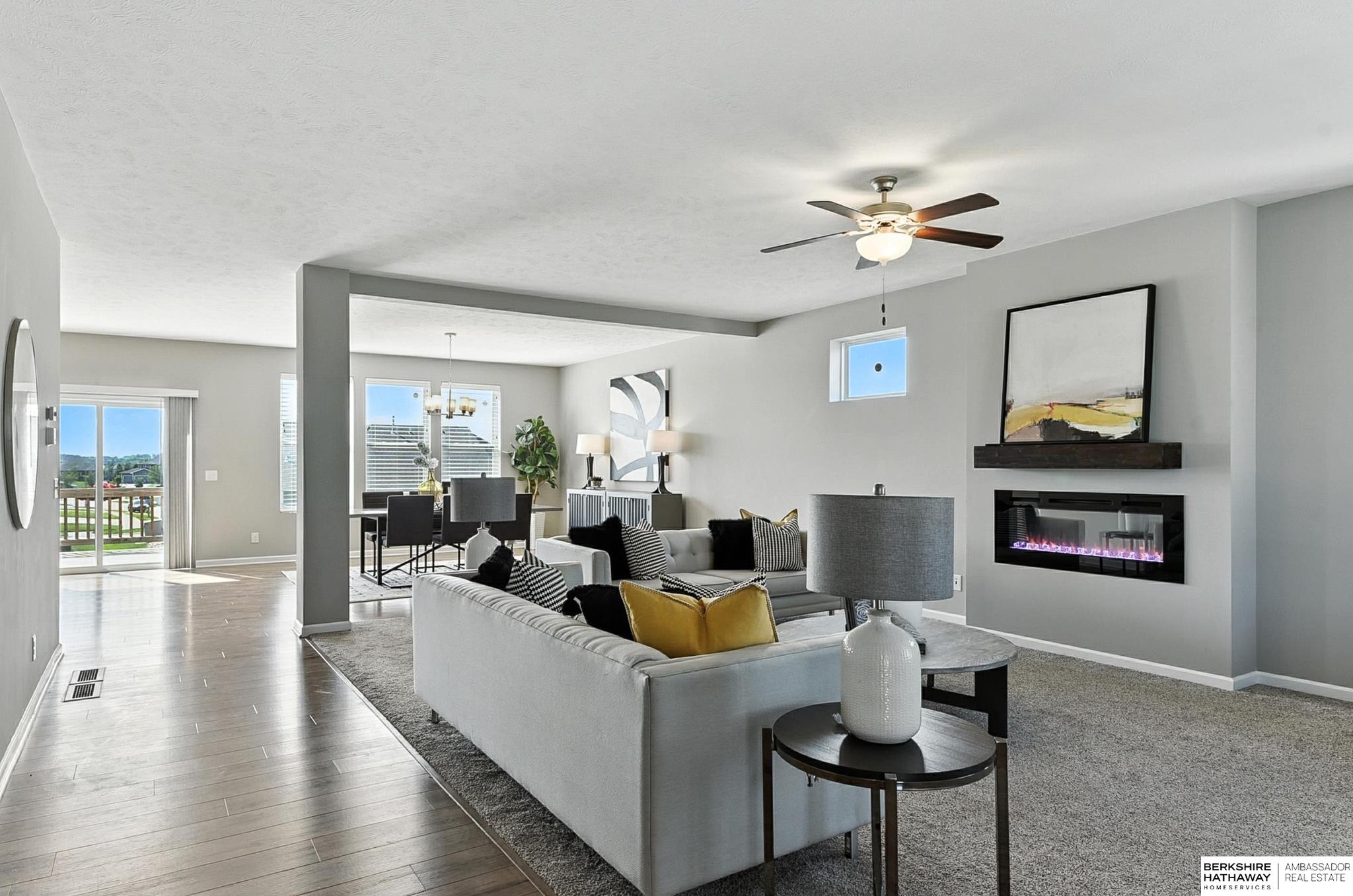 Elkhorn, Nebraska 68022, United States, 4 Bedrooms Bedrooms, ,3 BathroomsBathrooms,Residential,Active,211164