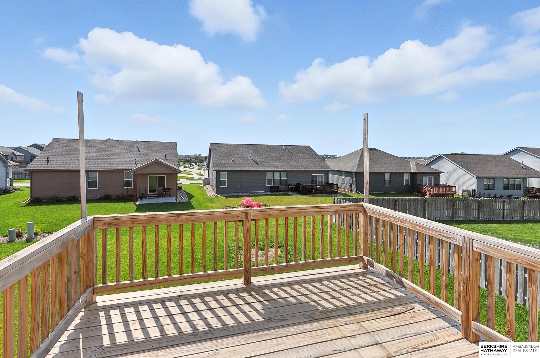 Elkhorn, Nebraska 68022, United States, 4 Bedrooms Bedrooms, ,3 BathroomsBathrooms,Residential,Active,211164