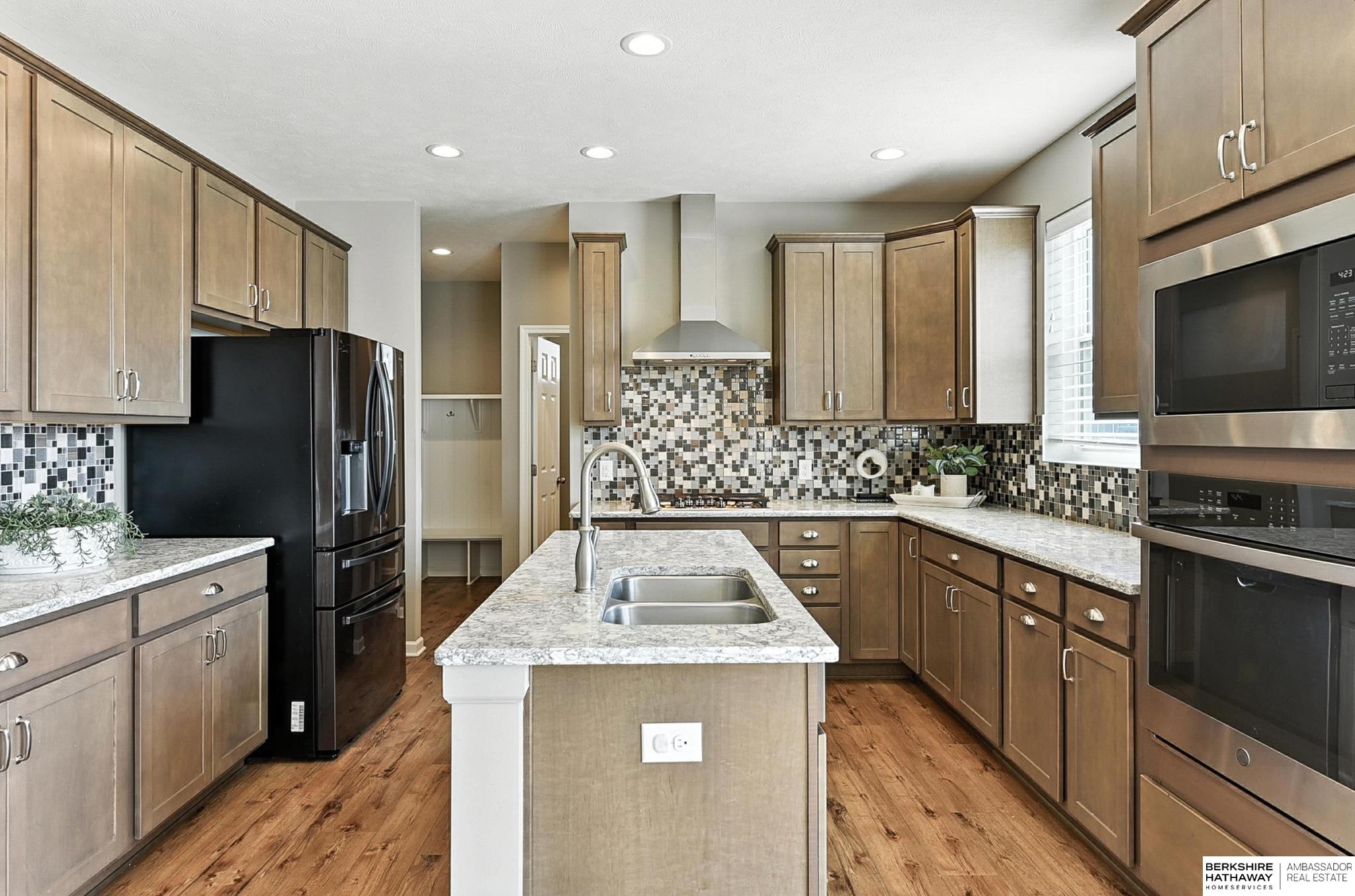 Elkhorn, Nebraska 68022, United States, 4 Bedrooms Bedrooms, ,3 BathroomsBathrooms,Residential,Active,211164