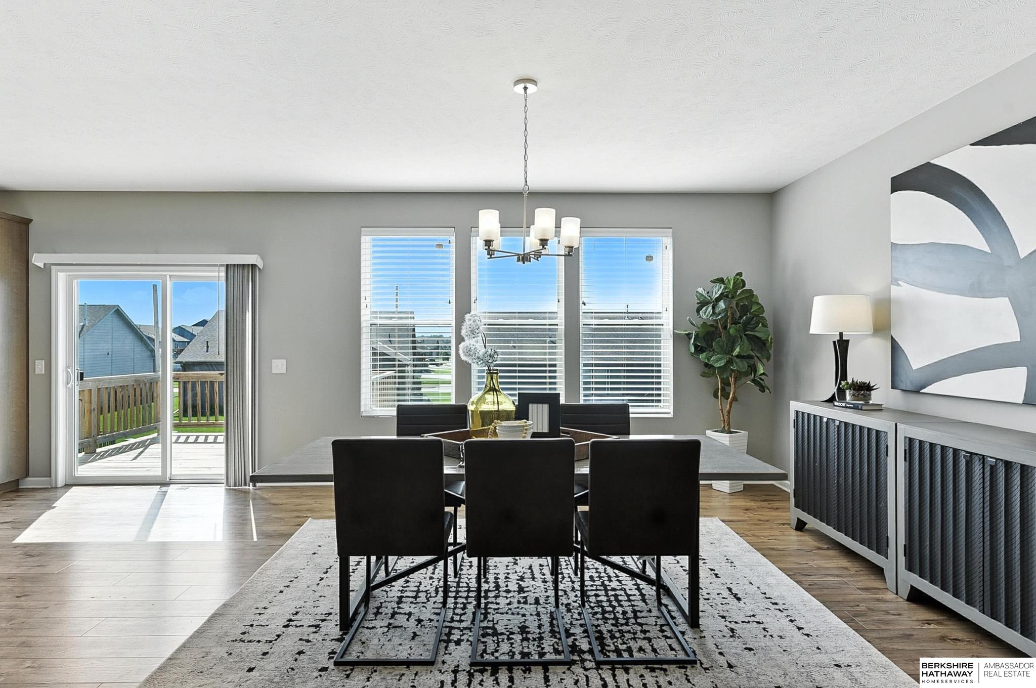 Elkhorn, Nebraska 68022, United States, 4 Bedrooms Bedrooms, ,3 BathroomsBathrooms,Residential,Active,211164