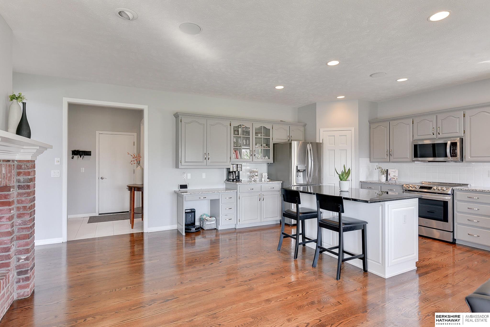 Omaha, Nebraska 68136, United States, 3 Bedrooms Bedrooms, ,3 BathroomsBathrooms,Residential,Active,130486