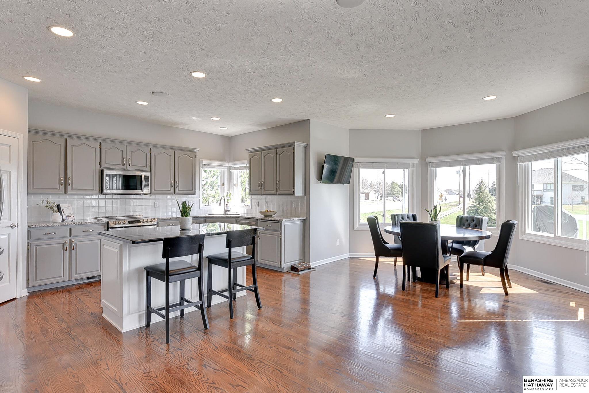 Omaha, Nebraska 68136, United States, 3 Bedrooms Bedrooms, ,3 BathroomsBathrooms,Residential,Active,130486