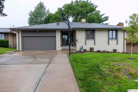Photo of 6314 S 44th Street, Omaha, NE 68107 (MLS # 22522818)