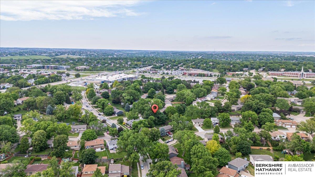 Omaha, Nebraska 68154, United States, 3 Bedrooms Bedrooms, ,2 BathroomsBathrooms,Residential,Pending,135820