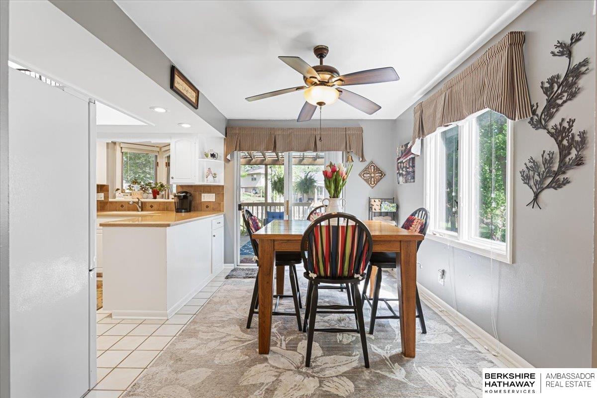 Omaha, Nebraska 68154, United States, 3 Bedrooms Bedrooms, ,2 BathroomsBathrooms,Residential,Pending,135820