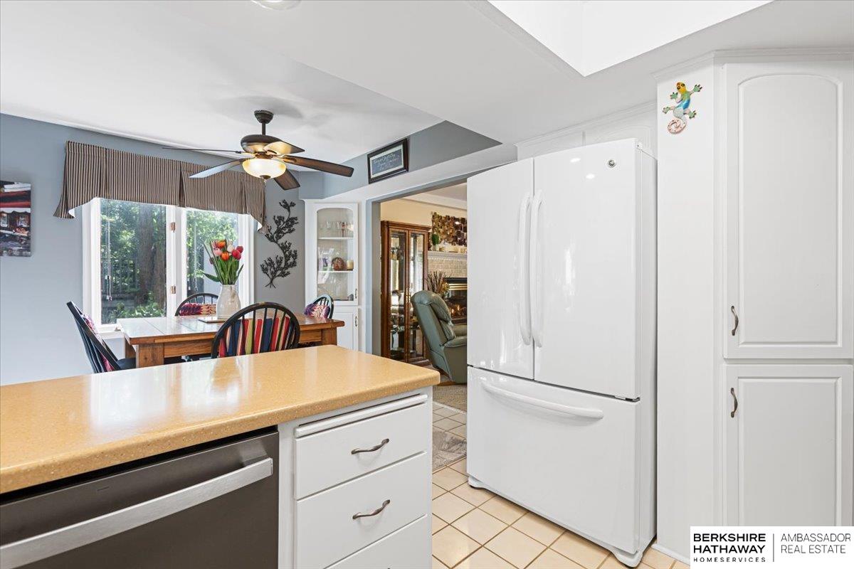 Omaha, Nebraska 68154, United States, 3 Bedrooms Bedrooms, ,2 BathroomsBathrooms,Residential,Pending,135820