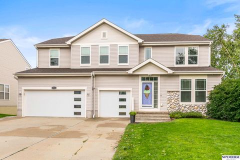 Photo of 5541 S 161 Street, Omaha, NE 68135 (MLS # 22528931)