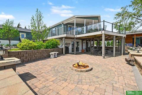 Photo of 17313 Yucca Circle, Bellevue, NE 68123 (MLS # 22611071)