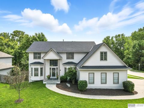 Photo of 17637 Monroe Street, Omaha, NE 68135 (MLS # 22525274) Photo of 17637 Monroe Street, Omaha, NE 68135 (MLS # 22525274)