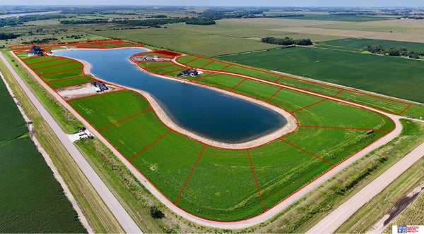 32 BALD EAGLE DR, CHAPMAN, NE 68827 - Image 8b4e7e97571e01f609a4290dde1454ac/3255154023