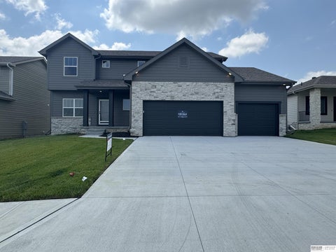 Photo of 21433 Y Street, Elkhorn, NE 68022 (MLS # 22626507)