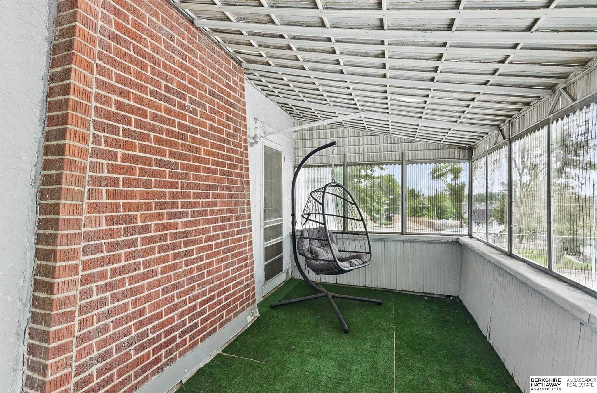 Omaha, Nebraska 68112, United States, 3 Bedrooms Bedrooms, ,2 BathroomsBathrooms,Residential,Pending,135902