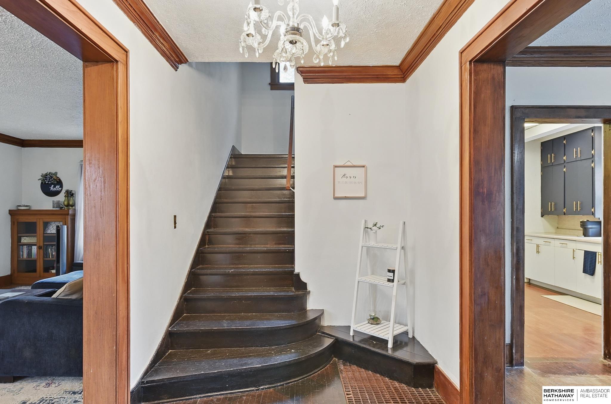 Omaha, Nebraska 68112, United States, 3 Bedrooms Bedrooms, ,2 BathroomsBathrooms,Residential,Pending,135902